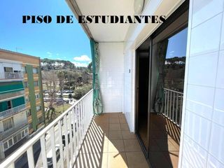 Lloguer Pis  Calle nonell. Alquiler temporal  estudiantes fontetes