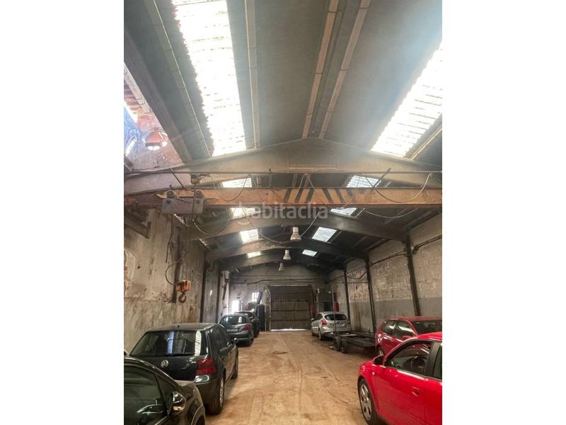 Foto f3153554-ce61-48f6-9eb0-729cd3a7da1f. Bâtiment à usage industriel dans Sant Ramón Cerdanyola del Vallès