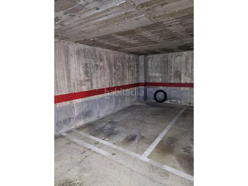 Foto 72c0c4d9-5322-4f1f-9232-cc57cad8a716. Parking voiture dans Canaletes - Turonet Cerdanyola del Vallès