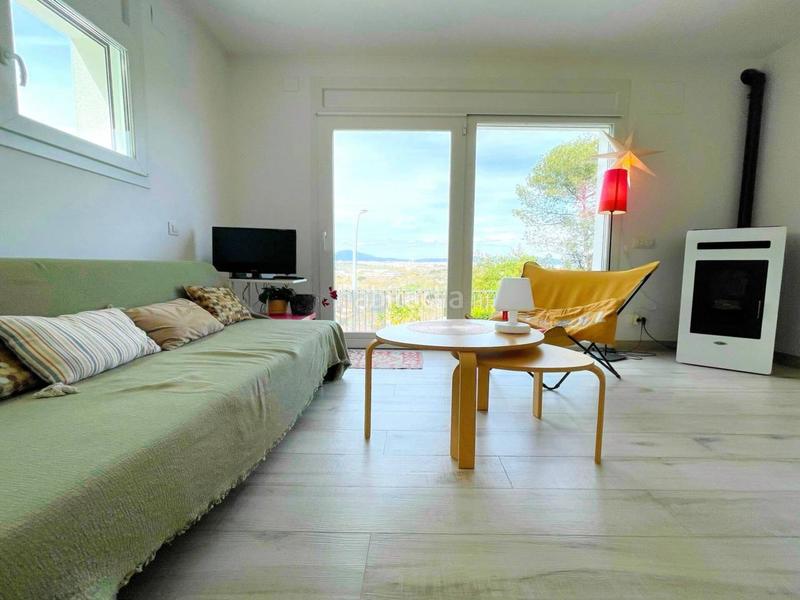 Foto 2103286f-ec9c-4a2a-8358-ea9f00362cbe. Casa con riscaldamento parcheggio in Montflorit Cerdanyola del Vallès