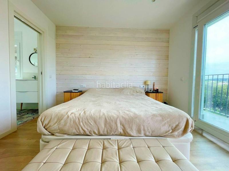 Foto 92f029f1-3e4a-4a3f-afaf-ca4f20eaa95c. Casa con riscaldamento parcheggio in Montflorit Cerdanyola del Vallès