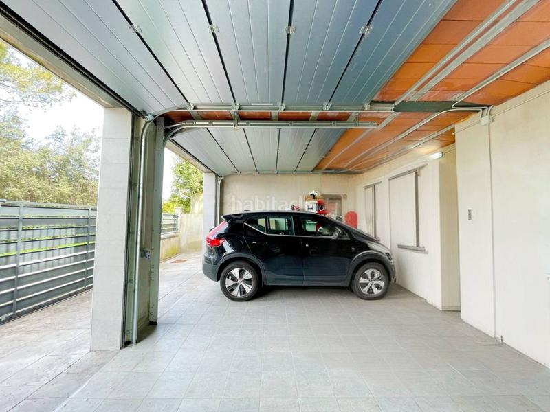 Foto b8c6db14-de96-4e02-9bd9-3d78e3214d23. Casa con riscaldamento parcheggio in Montflorit Cerdanyola del Vallès