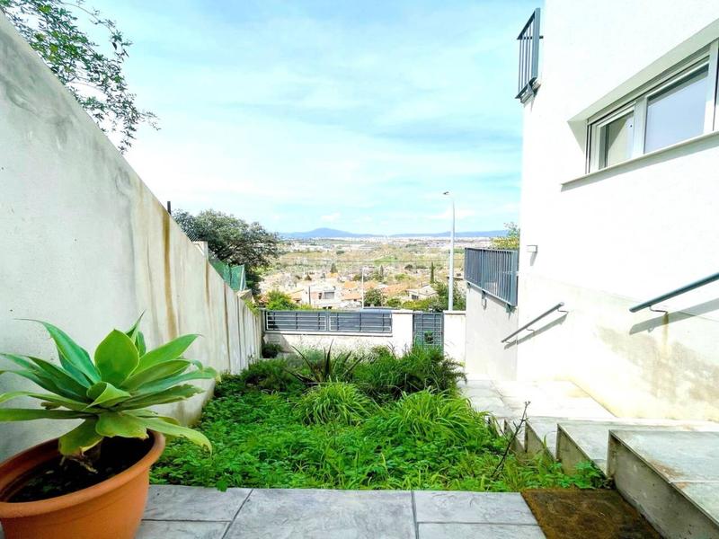 Foto e91b69ad-206e-4c00-93a5-00eb63fc82bc. Casa con riscaldamento parcheggio in Montflorit Cerdanyola del Vallès