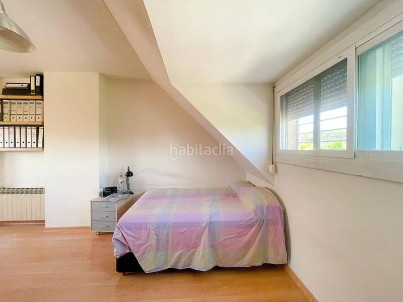 Foto 40015f32-35a2-42d6-9c2d-9b9cae883ea7. Casa  adosada en Serraparera con piscina y garaje en Cerdanyola del Vallès