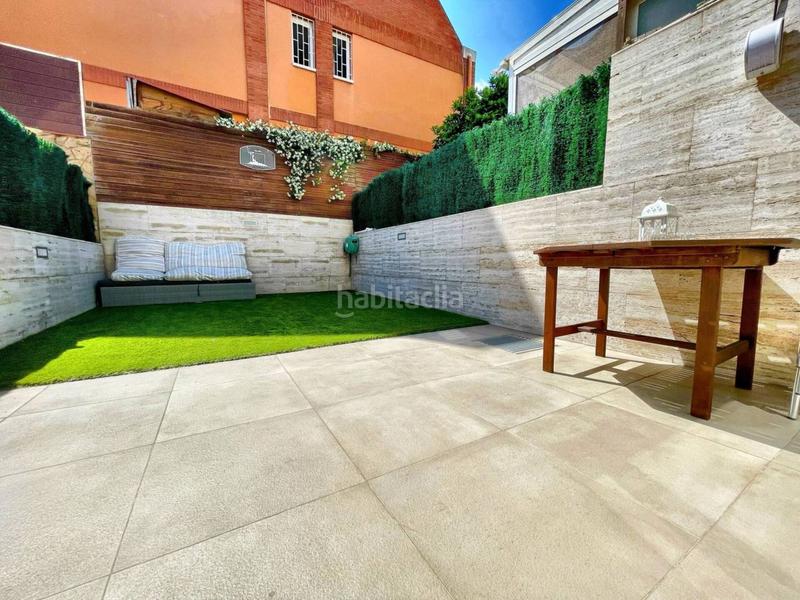 Foto 825e864c-0938-4cf4-beb3-b4ab64f5a2bd. Casa  adosada en Serraparera con piscina y garaje en Cerdanyola del Vallès