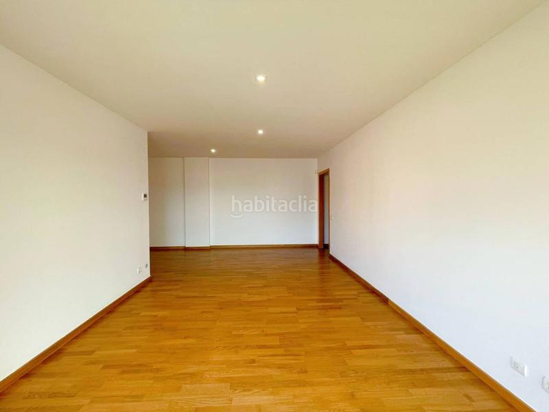 Foto 79cac07b-4a21-428d-93b9-ef76ee48dea1. Appartamento con riscaldamento parcheggio piscina in Ripollet