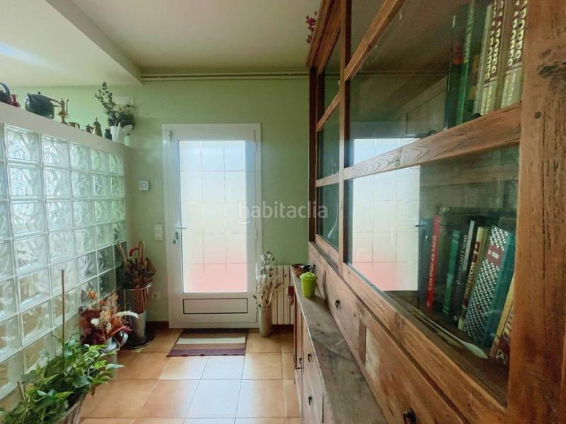 Foto 06420252-64b8-4966-b08f-7c927007a04b. Casa adosada  con jardin , garaje y trastero excelente ubicación en Cerdanyola del Vallès
