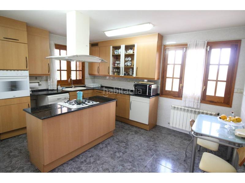 Foto 29bcddd5-bd4d-4520-b68f-f622a1bbc15a. Maison avec chauffage parking piscine dans El Racó-Sant Feliu del Racó Castellar del Vallès