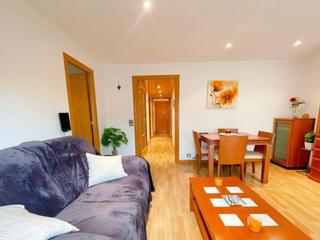 Appartement  Torrent. Piso reformado de 3 hab y balcón centro cerdanyola