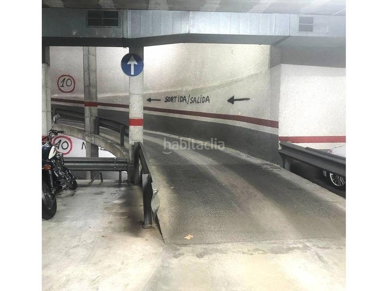 Foto 01162df6-3fb3-4339-9779-2eaca50afdfb. Aparcament cotxe a Canaletes - Turonet Cerdanyola del Vallès