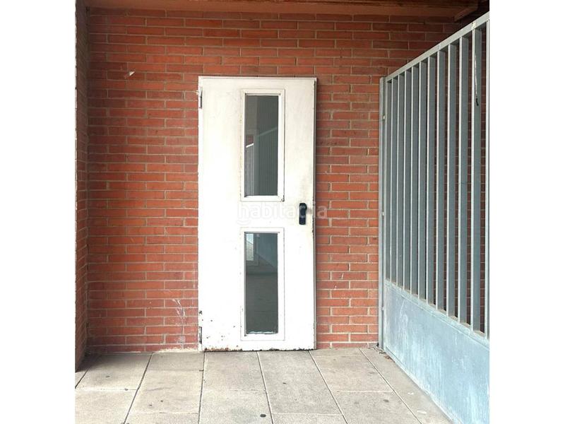 Foto d48ad09d-26a2-4906-a952-3ef38f01aa73. Aparcament cotxe a Canaletes - Turonet Cerdanyola del Vallès