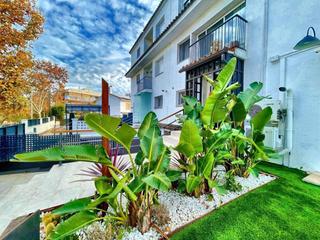 Maison jumelée  Primavera. Casa reformada con excelente ubicación