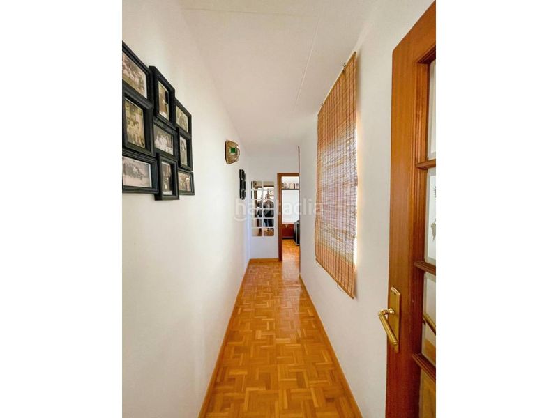 Foto 1f13d77a-489b-4a01-a005-d8a67ddc992e. Àtic amb calefacció aparcament a Centre-Cordelles Cerdanyola del Vallès