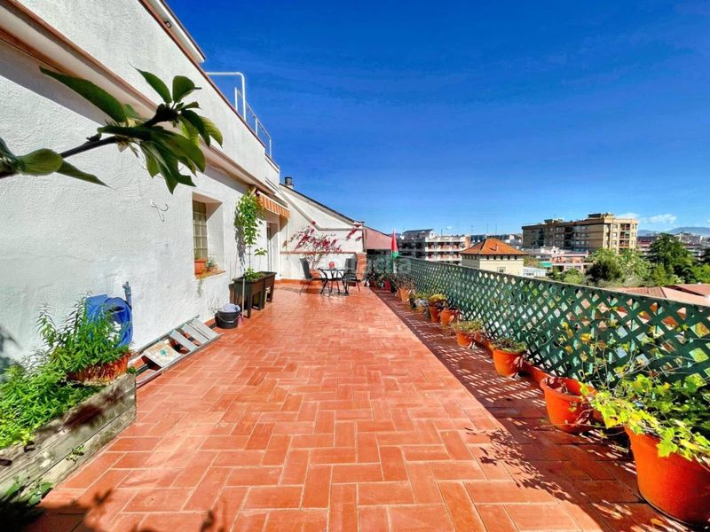 Foto 48ebbd58-36c7-466a-b85f-7d3f90b643b9. Àtic amb calefacció aparcament a Centre-Cordelles Cerdanyola del Vallès