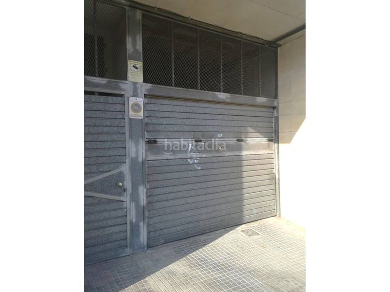 Foto 2bbdedba-e4dd-4369-a412-0ee3aaa51c4f. Aparcament cotxe a Parets del Vallès