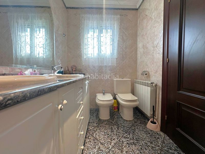 Foto df27a550-5cf4-46bf-80ed-9364859a6692. Casa amb calefacció a Parets del Vallès