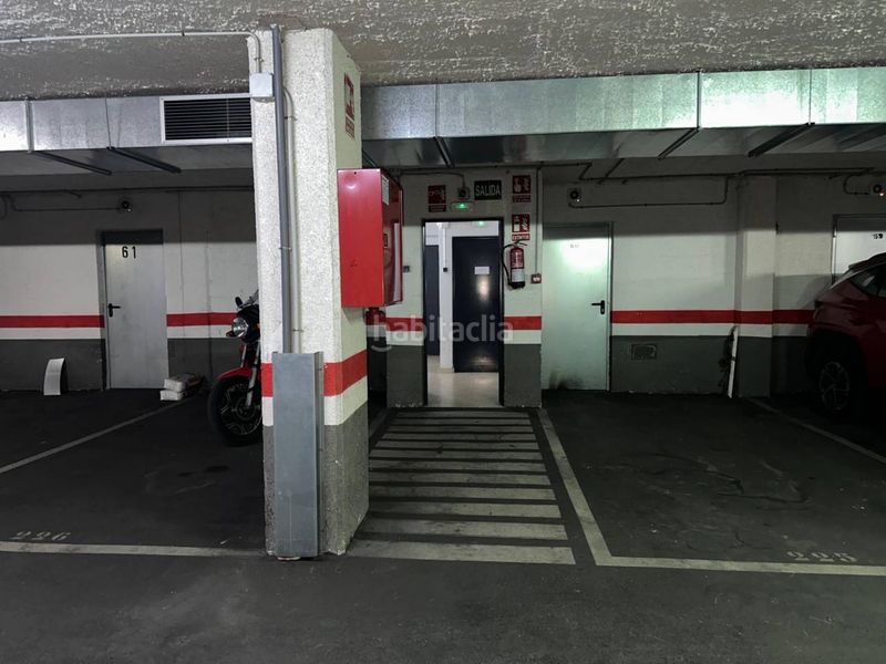 Foto aad39fbb-c5a9-4979-b495-750ad2664924. Autoparkplatz in Catalunya - Fontetes Cerdanyola del Vallès