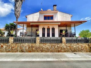 Haus  Calle sol. Exclusiva vivienda unifamiliar a cuatro vientos en serraparera,