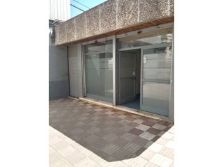 Lloguer Local Comercial  Calle sant antoni. Local  espacio de almacenamiento en alquiler  calle sant antoni,