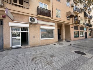 Lloguer Local Comercial a Avenida doctor rubio 11. Local comercial de oficinas o centro de formación en pleno centr