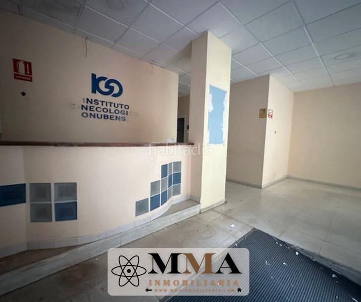 Foto 94229f55-2182-4045-8104-7c5f11cc21ed. Alquiler local comercial en calle velarde 1 espectacular local junto a paseo santa fe, gran fachada en Huelva