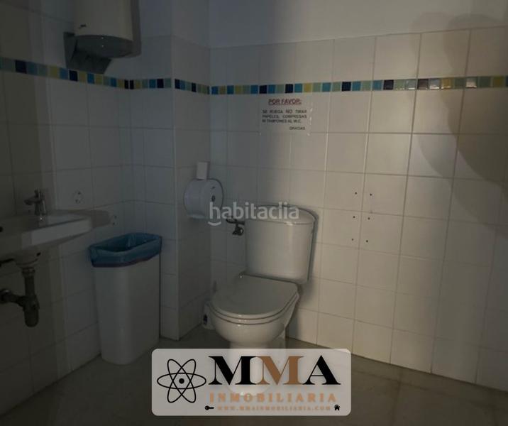 Foto cd291bc4-b9aa-4da5-b4ae-0f005489d4a6. Rent business premise in calle velarde 1 in Centro Huelva