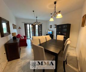 Appartement à Calle la iglesia 7. ¡¡¡gran piso en la redondela, a tan solo 5 min en coche de la pl