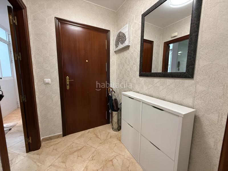 Foto d0daf821-c832-45c5-80ed-02f0c96b3d3e. Appartement dans avenida de cristóbal colón 107 dans Huelva