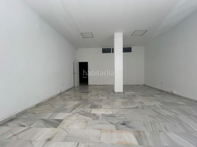 Foto f5879d26-5bc2-440a-82ae-ed1d030d1dff. Geschäftsraum in calle villanueva de los castillejos 1 in Huelva