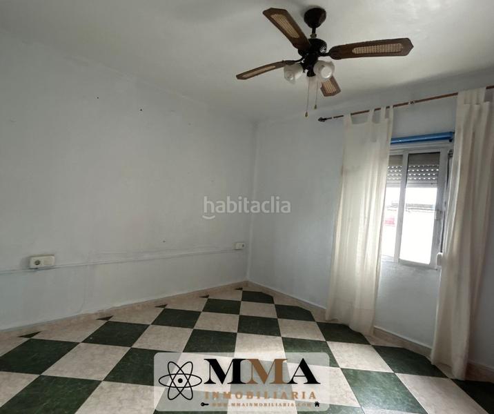 Foto 0d706d9a-c1e1-46a4-89c6-afd7bb59589c. Flat in plaza de los columpios 2 in Las Torres - Guadalupe Huelva