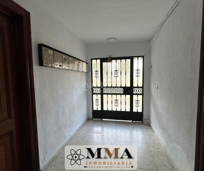 Foto 4a43b97e-eae2-4203-8a74-32f3118fd375. Flat in plaza de los columpios 2 in Las Torres - Guadalupe Huelva