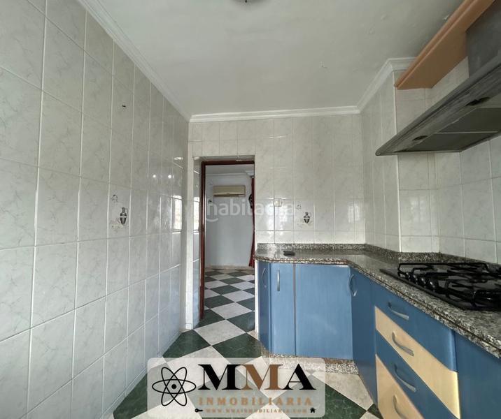 Foto b2932306-85c3-42f5-b61d-2cc88ead6e82. Flat in plaza de los columpios 2 in Las Torres - Guadalupe Huelva