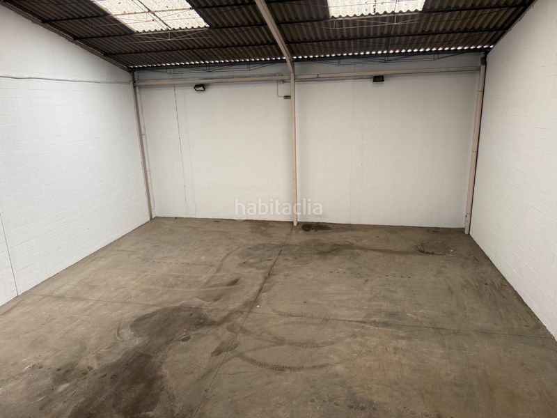 Foto 7d703bdf-ac0d-4019-89cb-dd47e90fa609. Nau industrial a calle c 236 a Nuevo Parque - Los Rosales - Tráfico Pesado Huelva