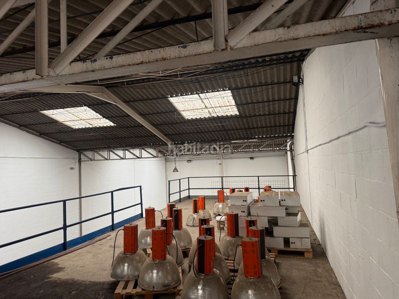 Foto af22383c-fc37-4ac7-9ae0-04902a0d0f85. Nau industrial a calle c 236 a Nuevo Parque - Los Rosales - Tráfico Pesado Huelva