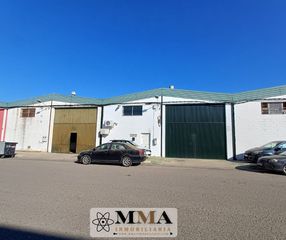 Local Comercial a Poligono Tartessos