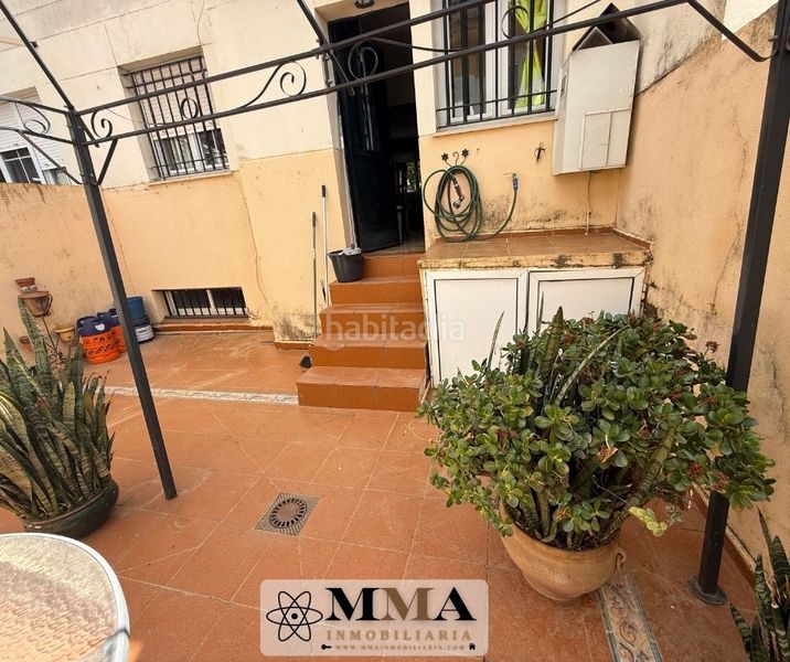 Foto 36990f71-7e9c-47d5-be0f-f2330e9151b4. Casa adossada amb xemeneia calefacció aparcament a Aljaraque