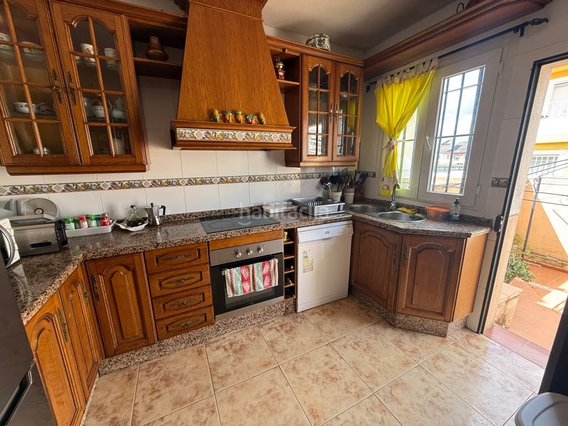 Foto 72bdea45-4162-4058-bfcf-844d89b237bf. Casa adossada amb xemeneia calefacció aparcament a Aljaraque