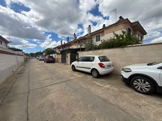 Casa adosada  Calle emilio prados. Bellavista chalet adosado, mejor orientación.