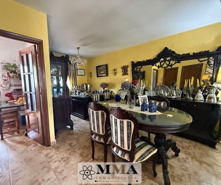 Foto 98f2d526-d0d2-445a-a2fb-9c02643834e8. Casa adossada amb xemeneia calefacció aparcament a Aljaraque