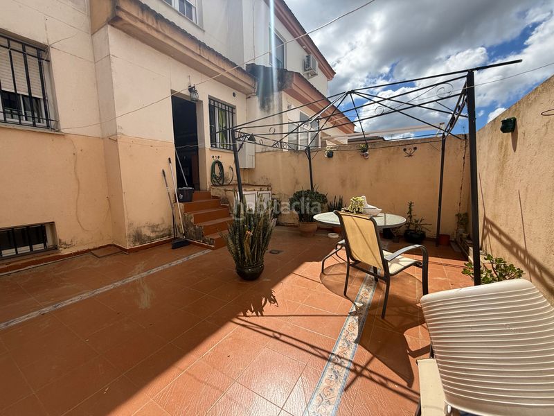 Foto a796e8b6-7e02-4e03-bbc9-fe19044a17f2. Casa adossada amb xemeneia calefacció aparcament a Aljaraque