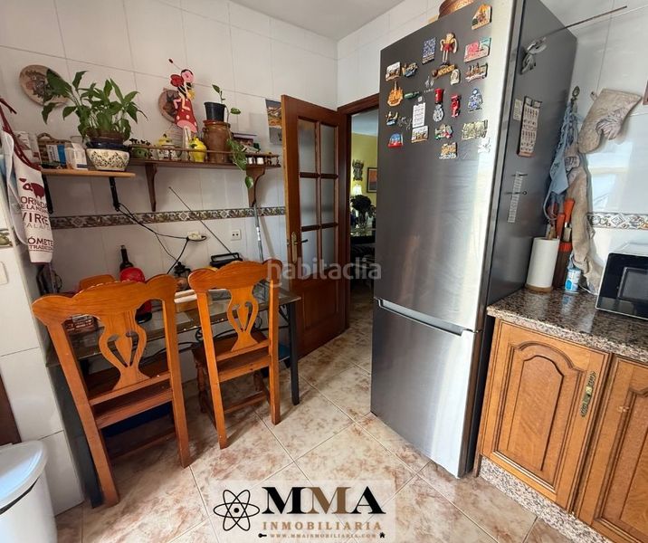 Foto ef2787a9-fa70-4b95-bc2c-d10614742291. Casa adossada amb xemeneia calefacció aparcament a Aljaraque