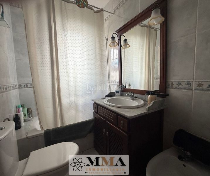 Foto f35680fa-f8d2-4917-9c87-8db23713bb08. Casa adossada amb xemeneia calefacció aparcament a Aljaraque