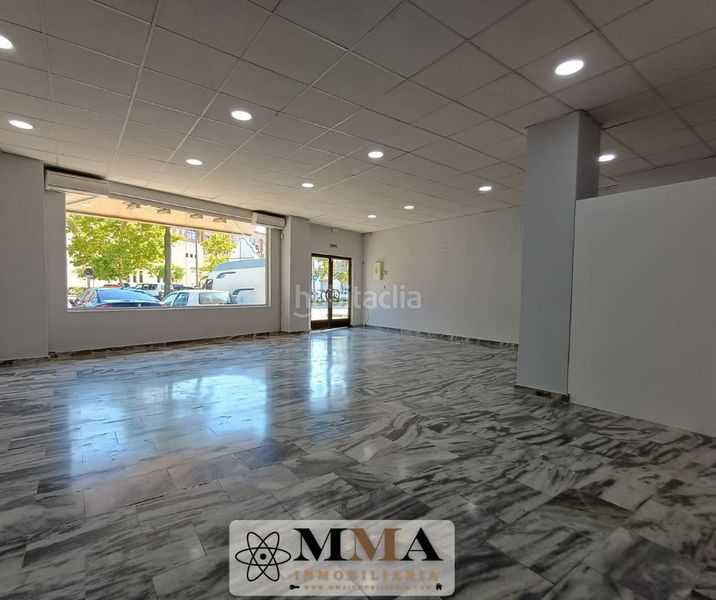 Foto 804d1055-734d-498b-b9d8-2b8928376de7. Business premise in paseo de las palmeras 27 in Molino de la Vega Huelva