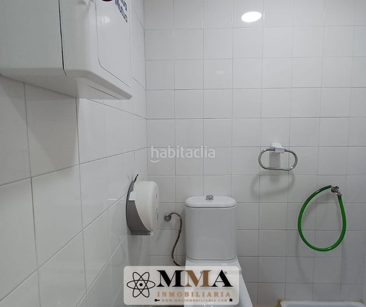 Foto c87cfd0f-49ae-41f7-939e-37083249f7c9. Business premise in paseo de las palmeras 27 in Molino de la Vega Huelva