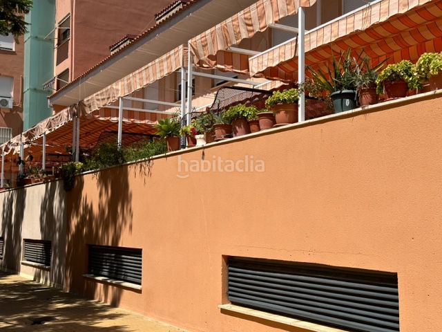Foto 43c1f43e-b86f-465b-9790-5b26498e0b44. Xalet amb xemeneia calefacció aparcament a La Hispanidad - Verdeluz Huelva