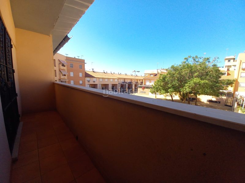 Foto a1047f43-cd2a-4120-9e1e-00cc48bced92. Xalet amb xemeneia calefacció aparcament a La Hispanidad - Verdeluz Huelva