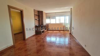 Pis a Plana Lled. 3 habitaciones con balcn y trasteros