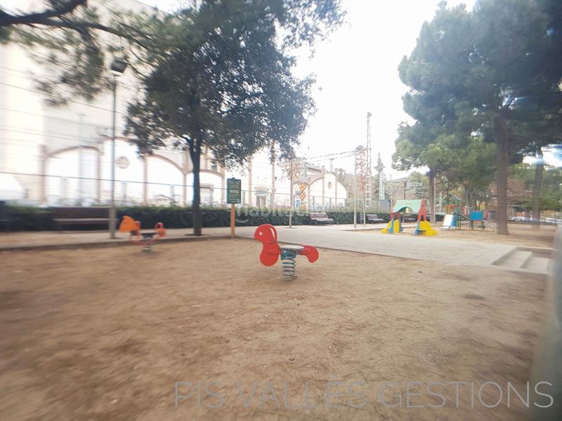 Foto 0f030ae4-6f51-4ee8-ab3e-3a5a40e441f3. Location local commercial dans Santa Rosa Mollet del Vallès