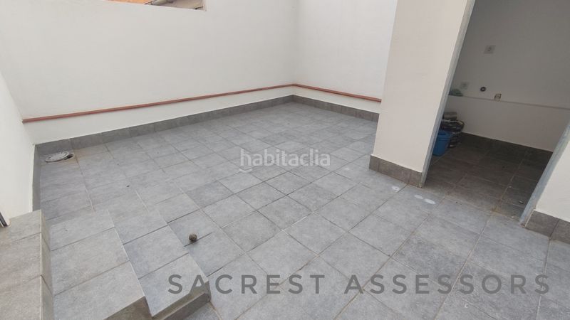 Foto b85b3db4-4aa3-42a0-97d1-98520816439c. Pis a Estació de França Mollet del Vallès