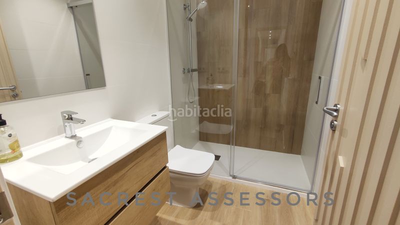 Foto ee285e96-dcd5-4c2f-9b7c-47ed6e27dfee. Pis a Estació de França Mollet del Vallès